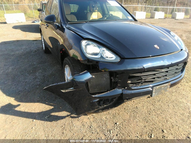2015 Porsche Cayenne, VIN: WP1AF2A28FLA33235
