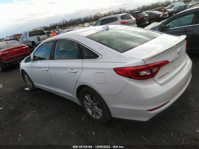 2015 HYUNDAI SONATA SE VIN: 5NPE24AF5FH014420