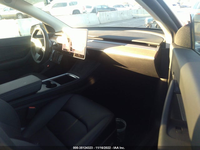 2022 TESLA MODEL Y PERFORMANCE VIN: 7SAYGDEF8NF485681