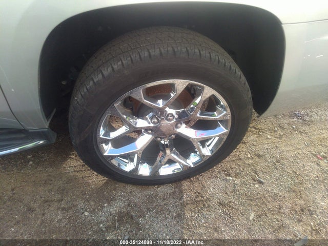 2019 Chevrolet Suburban, VIN: 1GNSCJKC7KR149136