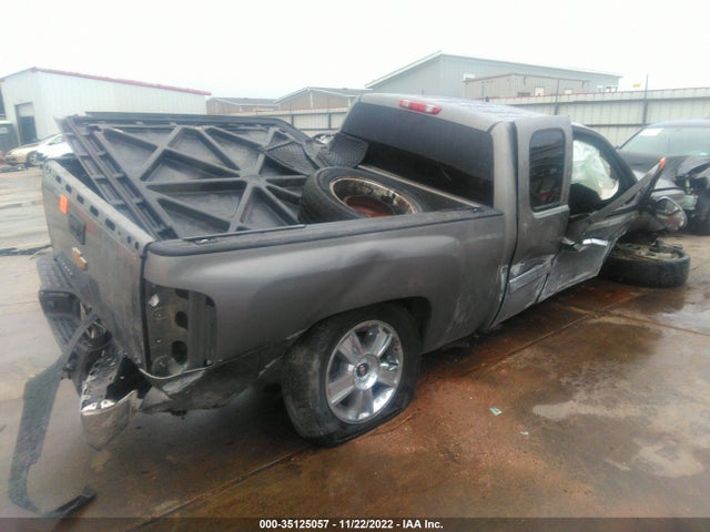 2013 CHEVROLET SILVERADO 1500 LT VIN: 1GCRCSE06DZ104657