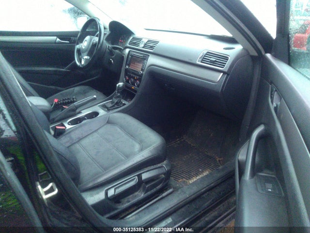 1VWBV7A39FC069785 Volkswagen Passat 2.0l Tdi Se W/sunroof