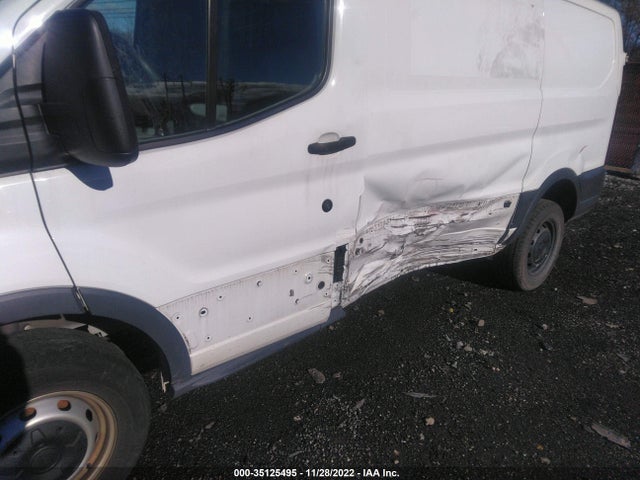 2016 Ford Transit, VIN: 1FTYR1ZM2GKB31594