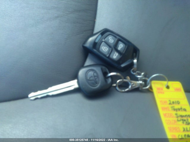 Aukcja sprzedaży 2010 Toyota Sienna Xle, vin: 5TDYK4CC7AS337726, numer aukcji: 35125745