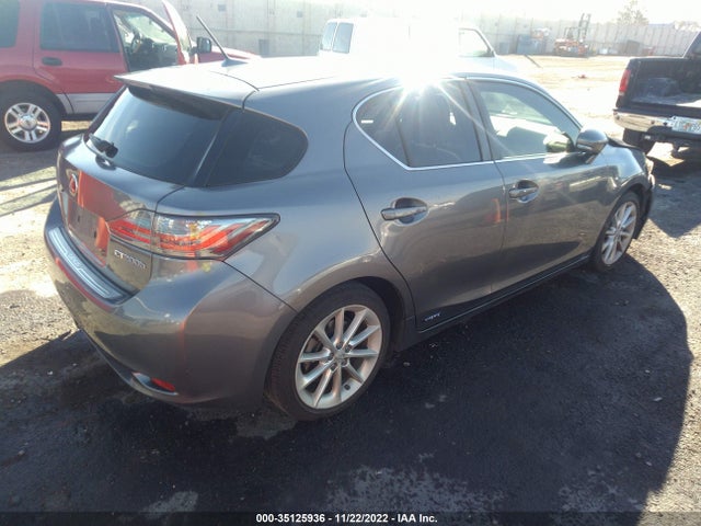 Lexus CT 200H 2013 JTHKD5BH8D2159886 Image 4