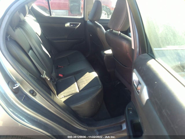 Lexus CT 200H 2013 JTHKD5BH8D2159886 Image 8