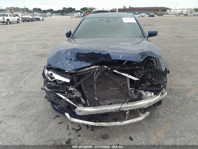 2018 BMW 5 Series, VIN: WBAJA5C54JWA38240
