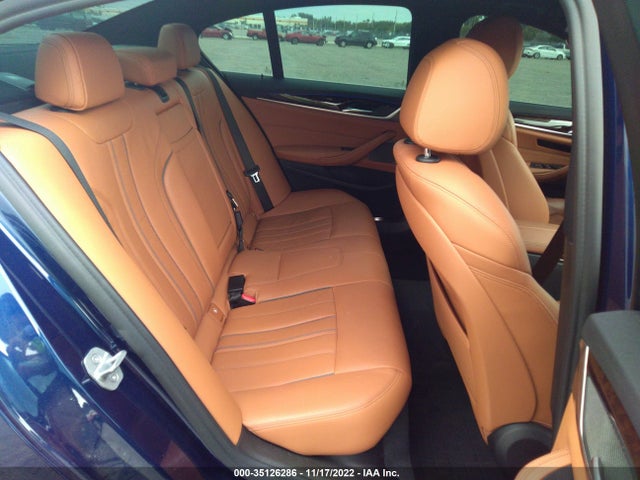 2018 BMW 5 Series, VIN: WBAJA5C54JWA38240