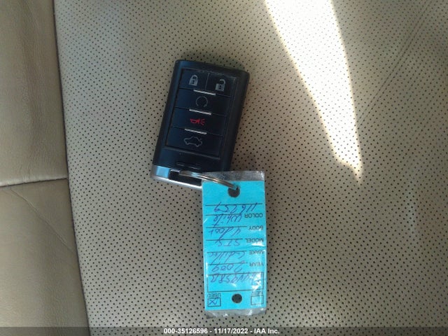 Cadillac STS 2009 1G6DW67VX90116259 Image 3