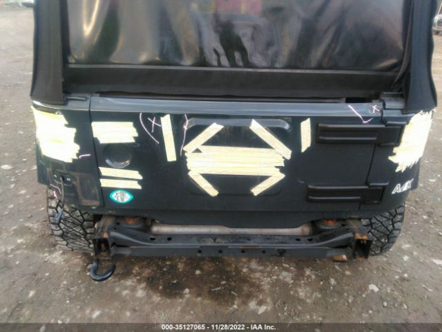 1C4BJWEG3HL716996 Jeep Wrangler Unlimited Sahara