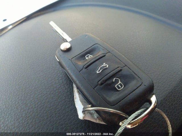 2012 VOLKSWAGEN TIGUAN SE VIN: WVGAV7AX0CW607250
