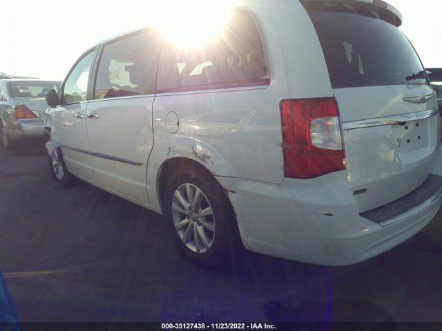 2C4RC1GGXGR306632 Chrysler Town & Country Limited Platinum
