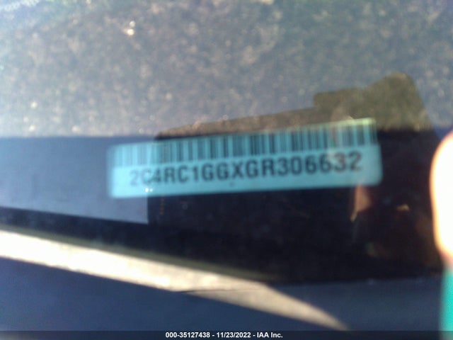 2C4RC1GGXGR306632 Chrysler Town & Country Limited Platinum