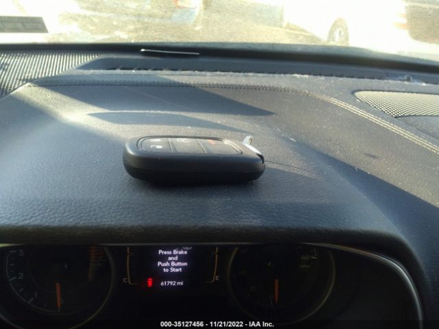 1C4PJMLB6KD469234 Jeep Cherokee Altitude