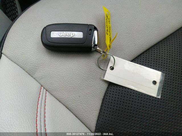 3C4NJDCB2LT209111 Jeep Compass Limited