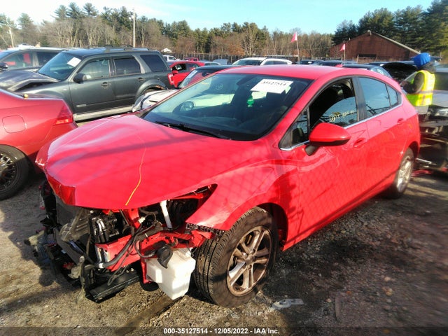 Chevrolet CRUZE LT 2018 3G1BE6SM6JS617970 Image 2