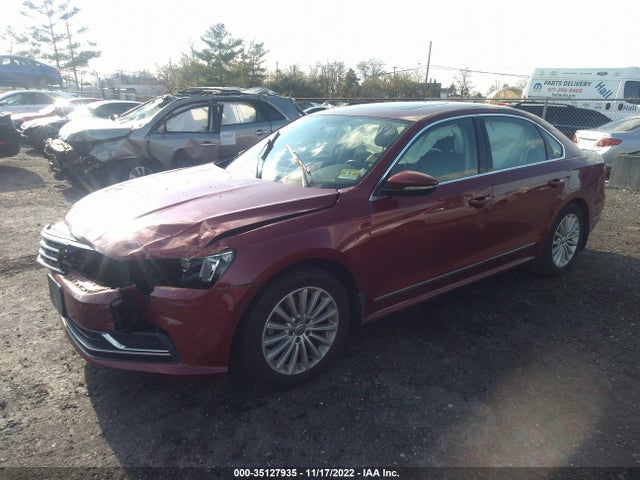 Volkswagen Passat 2016 1VWBT7A32GC011458 Image 2