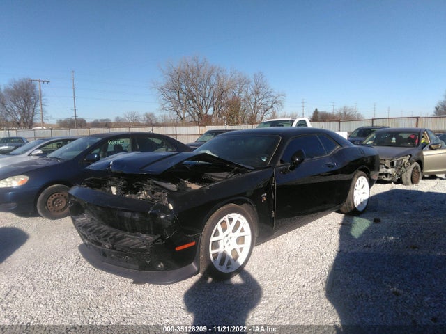Dodge Challenger 392 Hemi Scat Pack Shaker 2017 2C3CDZFJ8HH598369 Image 2