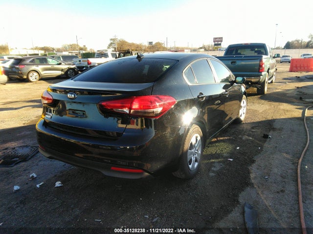 2017 Kia Forte, VIN: 3KPFL4A77HE099388
