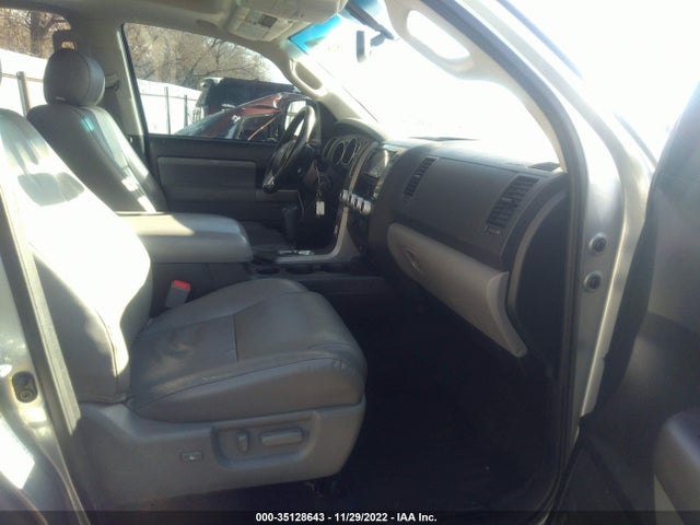 2015 Toyota Sequoia, VIN: 5TDBW5G18FS113185