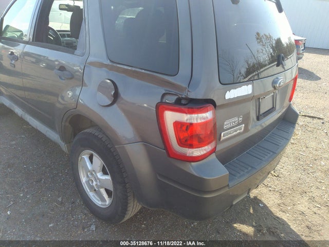 2009 FORD ESCAPE XLT VIN: 1FMCU03779KC35101