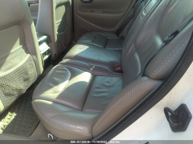 Volvo V70 2004 YV1SZ59H941161459 Image 9