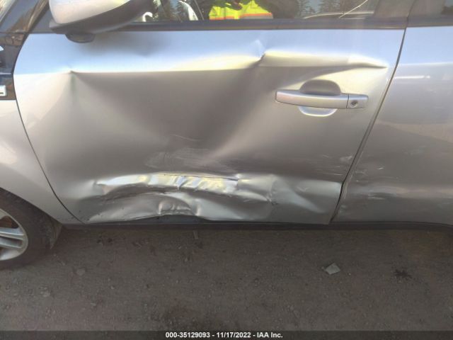 KNDJP3A51J7599477 KIA SOUL +