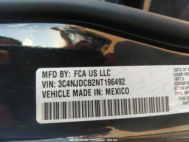 2022 Jeep Compass, VIN: 3C4NJDCB2NT196492