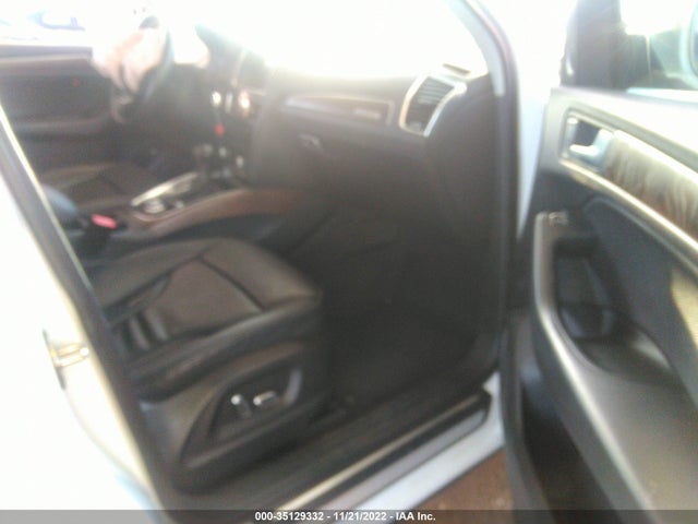 WA1LFAFP6EA110987 Audi Q5 Premium Plus