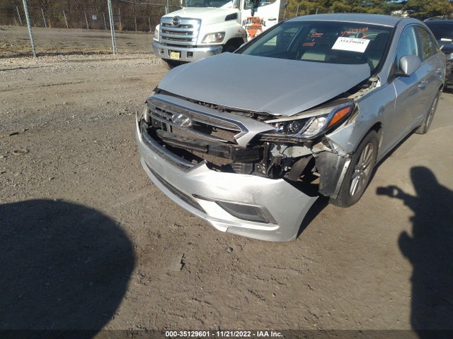 2016 HYUNDAI SONATA 2.4L SE VIN: 5NPE24AF2GH364444