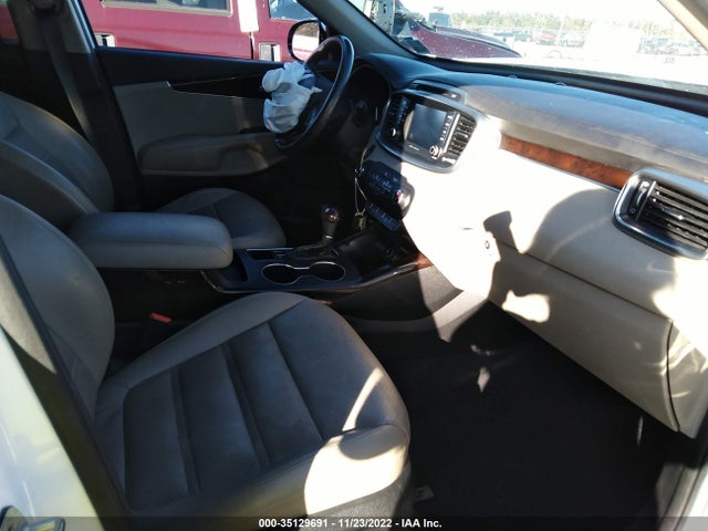 2017 Kia Sorento, VIN: 5XYPH4A50HG294644