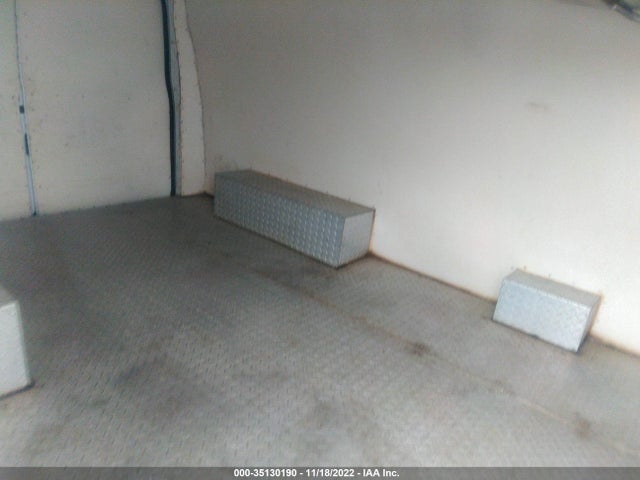 Chevrolet EXPRESS CARGO VAN 2006 1GCHG352361242603 Image 9