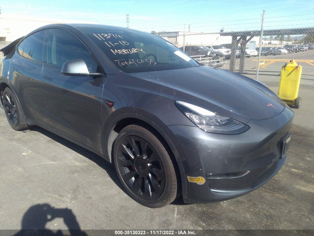 Tesla Model Y 2021 5YJYGDEE3MF062199 main image