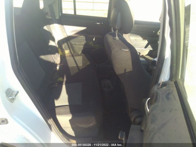 1C4NJPBB2GD721157 Jeep Patriot Sport