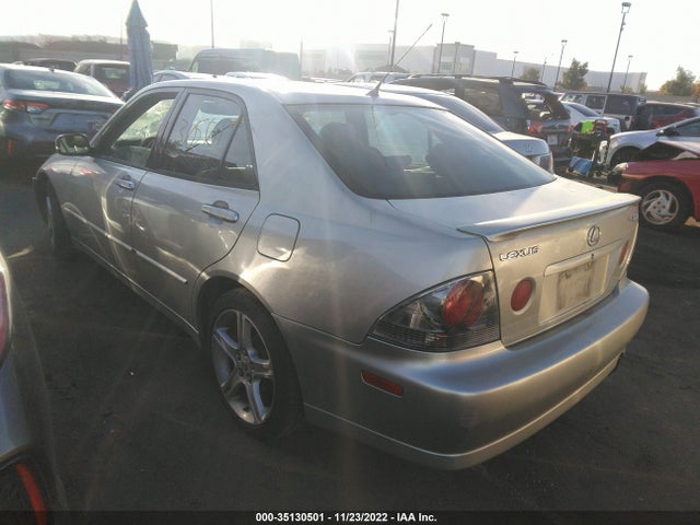 Lexus IS 300 2004 JTHBD192040086356 Image 5