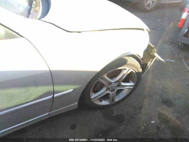 Lexus IS 300 2004 JTHBD192040086356 Image 8