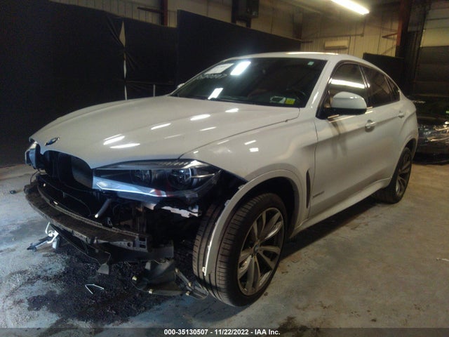 BMW X6 Xdrive50i 2015 5UXKU6C52F0F93992 Image 2