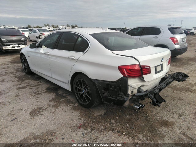 BMW 5 Series 528i 2013 WBAXG5C5XDD232373 Image 3
