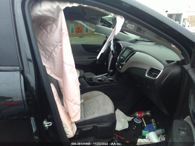 2018 Chevrolet Equinox, VIN: 2GNAXHEV1J6180060