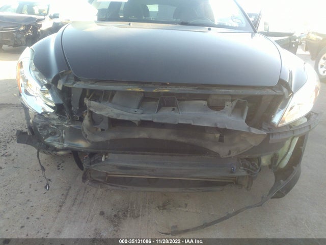 Volvo C30 2011 YV1672MK7B2247384 Image 8