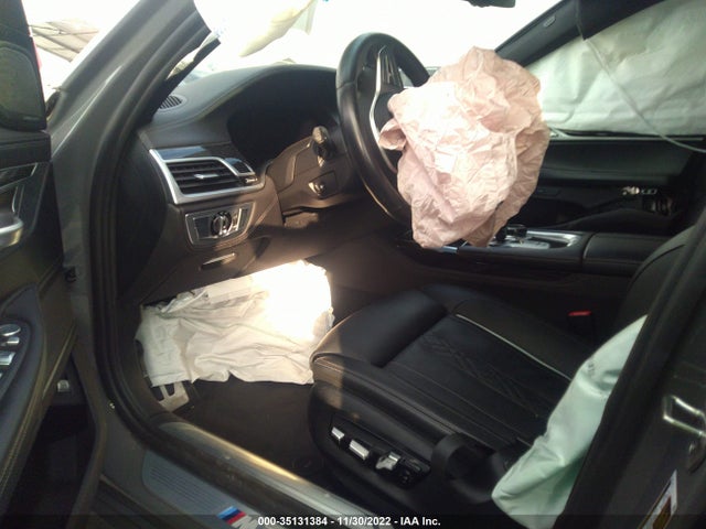 2022 BMW 7 Series, VIN: WBA7U2C05NCJ17117