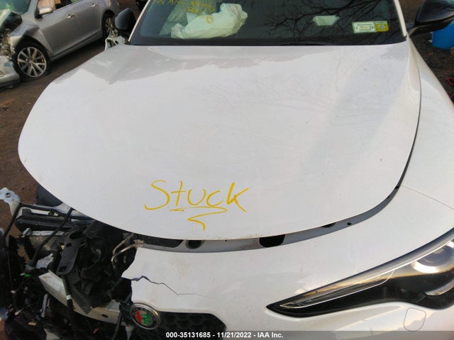 ZASPAKBN0N7D37676 Alfa Romeo Stelvio Veloce