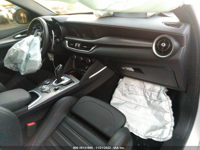 ZASPAKBN0N7D37676 Alfa Romeo Stelvio Veloce