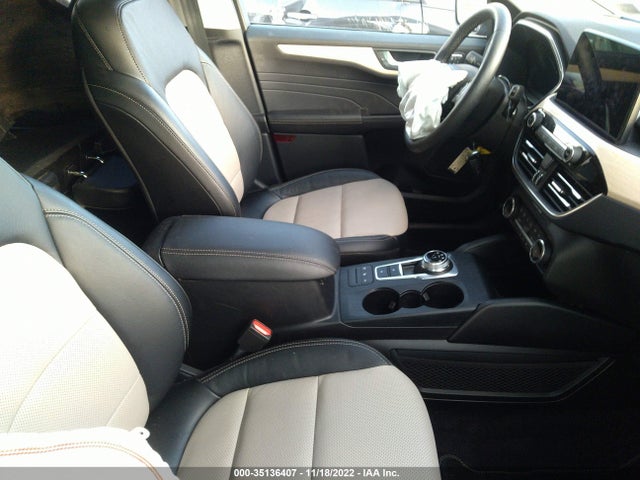 2022 Ford Escape, VIN: 1FMCU9DZ0NUA03829