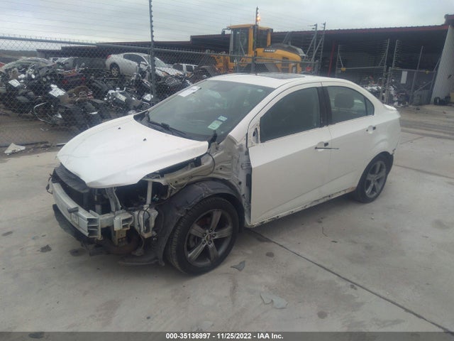 Chevrolet Sonic Rs 2016 1G1JG5SB3G4110676 Image 2
