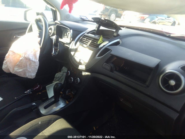 Chevrolet TRAX LS 2016 3GNCJKSB2GL245469 Image 6