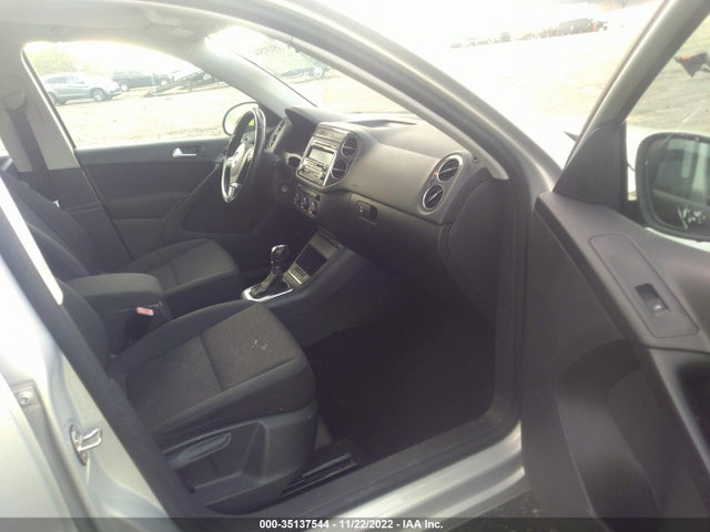 2013 VOLKSWAGEN TIGUAN S VIN: WVGAV7AX1DW539686