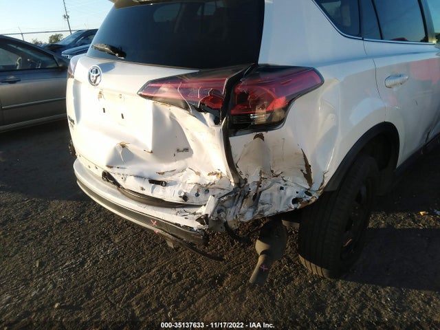 2018 Toyota RAV4, VIN: 2T3ZFREV1JW431796