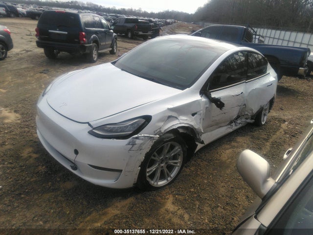 Tesla Model Y 2022 7SAYGDEE5NF321358 Image 2