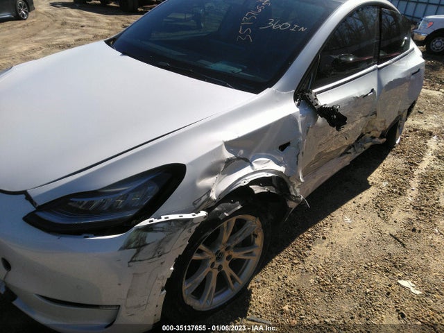 Tesla Model Y 2022 7SAYGDEE5NF321358 Image 6